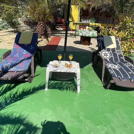 בית נופש Splitska Oaza